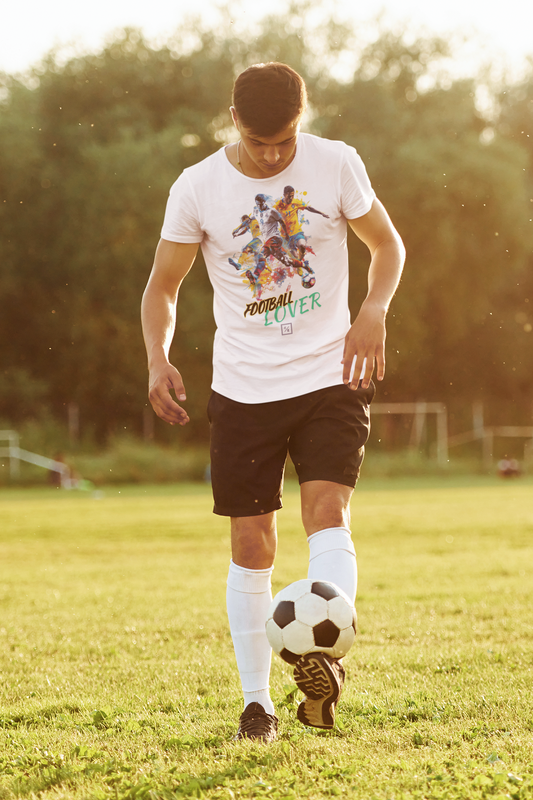 Football Lover 06 | Graphic men's classic t-shirt